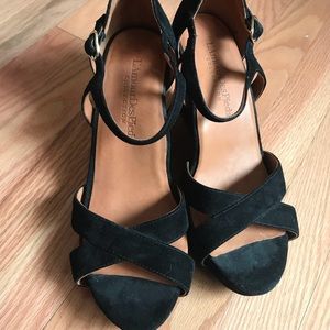 L’Amour Des Pieds Collection-Black Suede Sandals